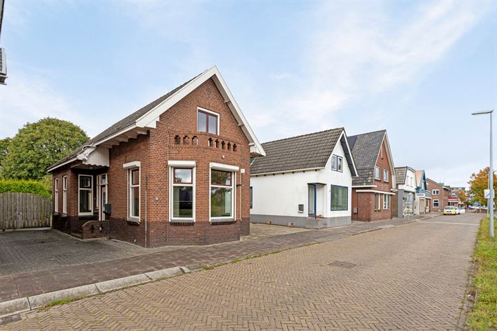 Oosterdiep WZ 12 in Emmer-Compascuum foto