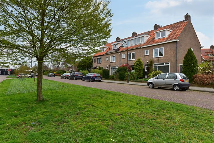 Oosterduinweg 15 in Haarlem foto