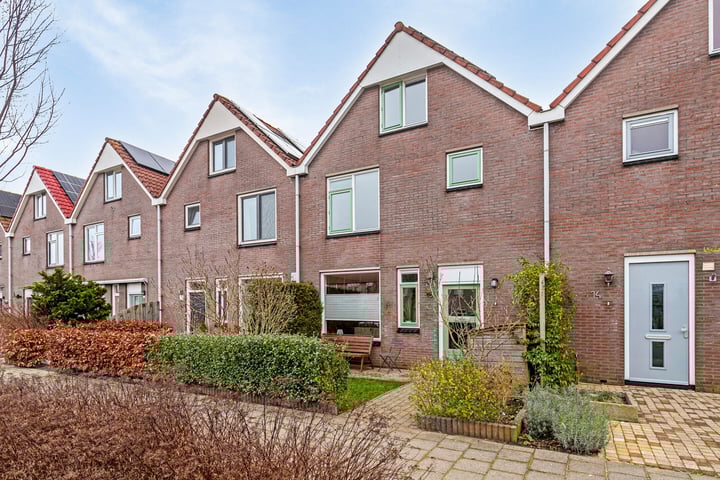 Oostergo 16 in Zeewolde foto