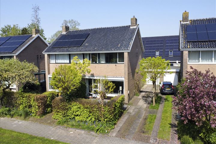 Oostergoostraat 36 in Grou foto