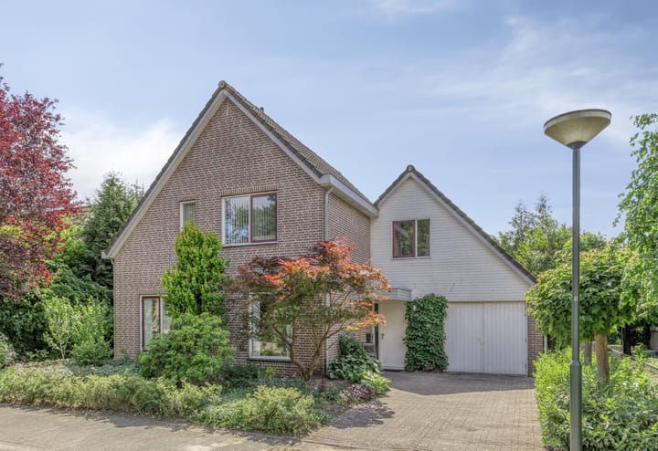 Oosterklamp 16 in Nuenen foto