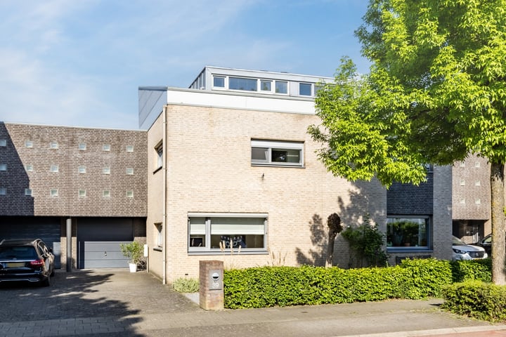 Oostermaasweg 39 in Maastricht