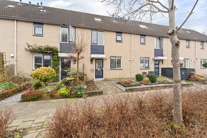 Oostermoer 8 in Emmeloord foto