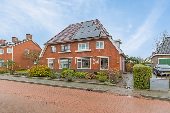 Oosterstraat 13 in Noordbroek foto