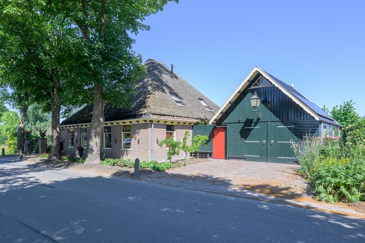 Oosterstraat 27 in Benningbroek