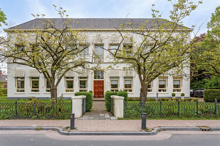 Oosterstraat 56B in Warffum foto