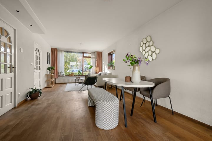 Oostertuinen 87 in Beverwijk