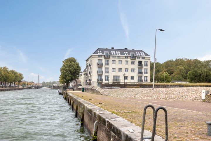 Oostkade 4a-2 in Hellevoetsluis foto