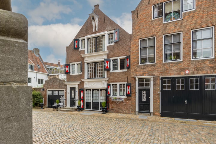 Oostkerkplein 16 in Middelburg foto