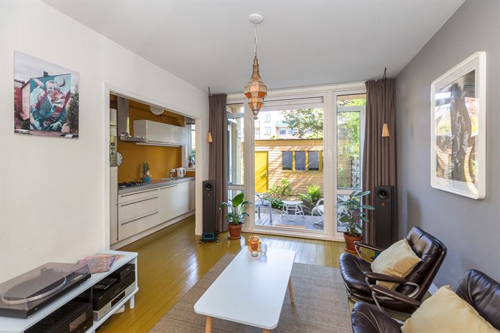 Oostmaaslaan 119A in Rotterdam foto
