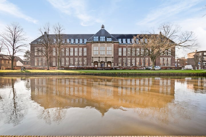 Oostplantsoen 103 in Delft foto