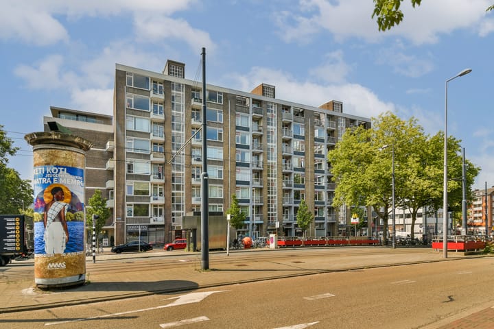 Oostplein 145 in Rotterdam