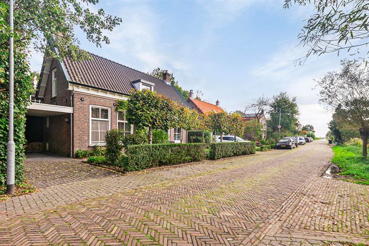 Oostweg 5 in Zonnemaire foto