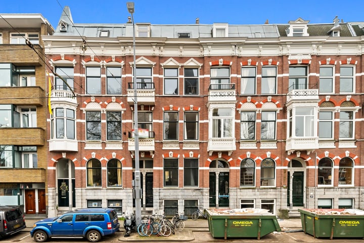 Oostzeedijk 12B in Rotterdam foto