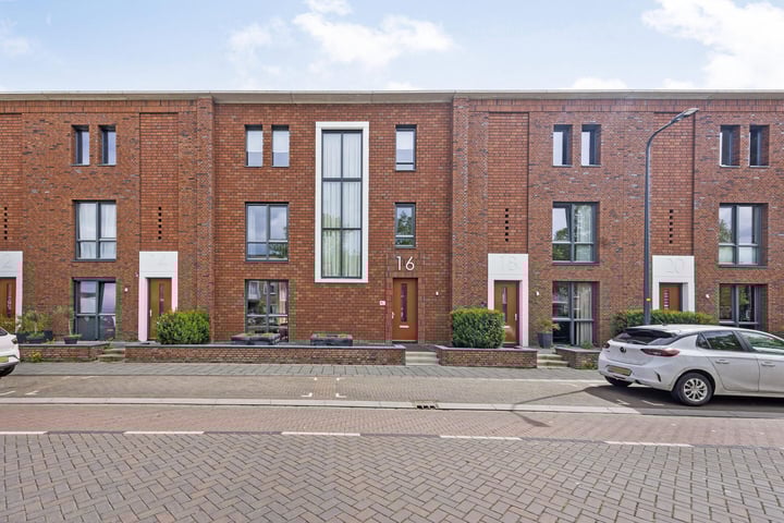 Oostzeestraat 16 in Kampen