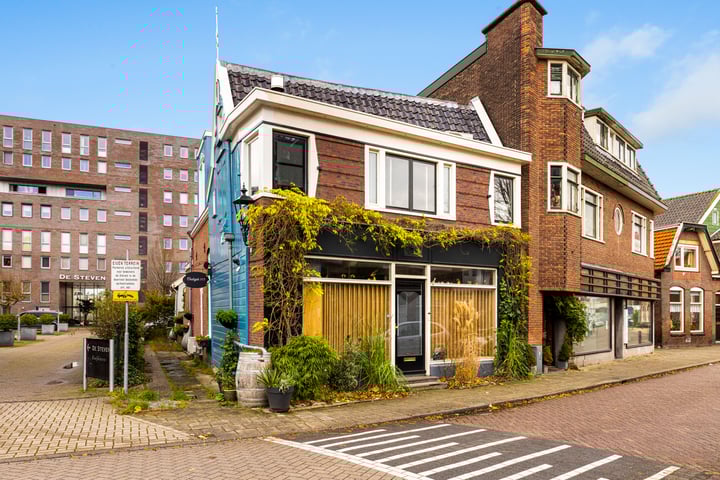 Oostzijde 113 in Zaandam foto