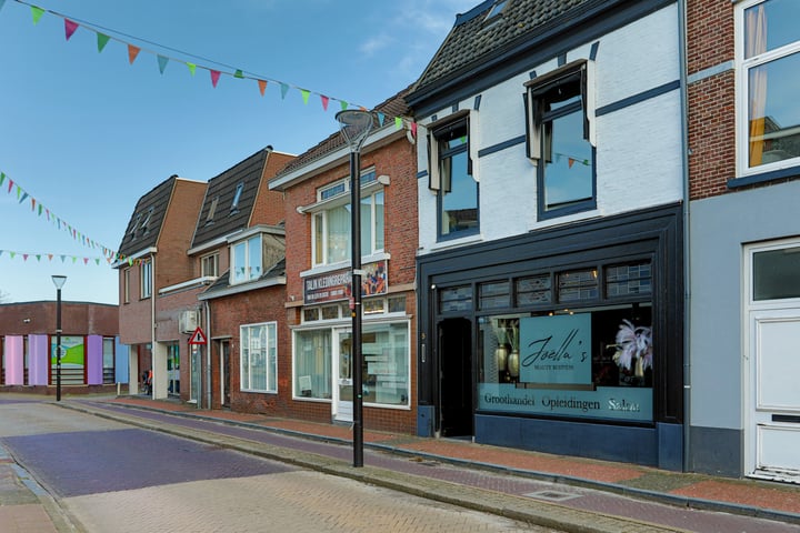 Ootmarsumsestraat 5 in Almelo