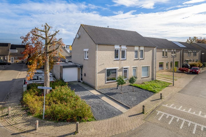 op 't Aardbroek 29 in Velden foto