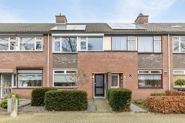 Opaaldijk 38 in Roosendaal foto