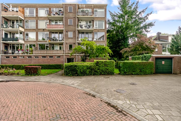 Opaalweg 145 in Utrecht foto