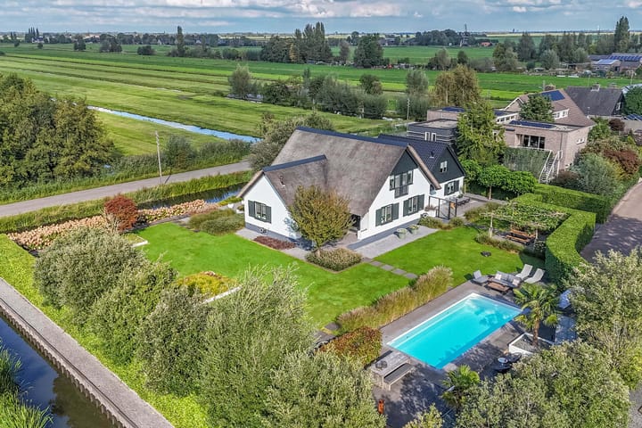 Opweg 94c in Schoonhoven foto