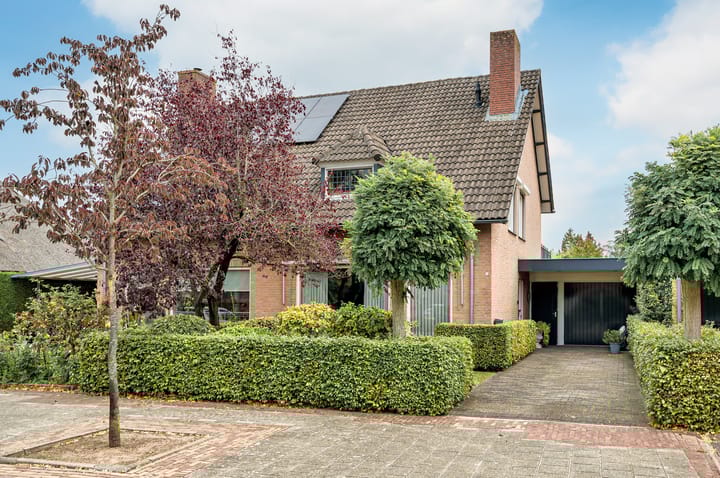 Oranje-Nassaulaan 19 in Sint-Oedenrode