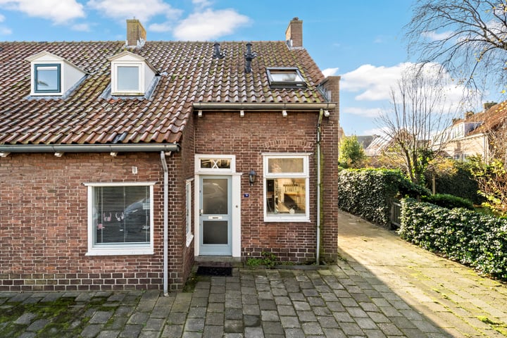 Oranje-Nassaustraat 15 in Maasland foto