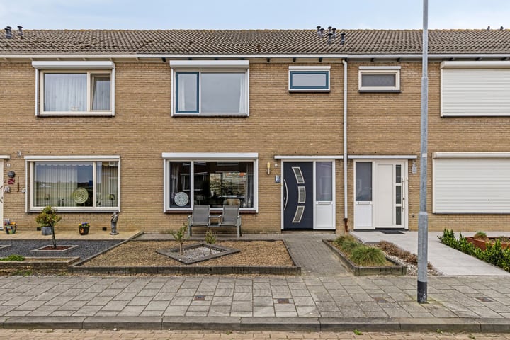 Oranje Nassaustraat 5 in Arnemuiden foto