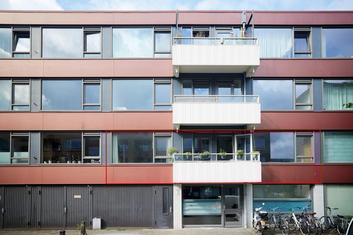 Oranjerivierdreef 5 in Utrecht foto