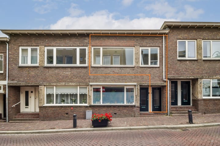 Oranjestraat 13-rd in Zandvoort foto