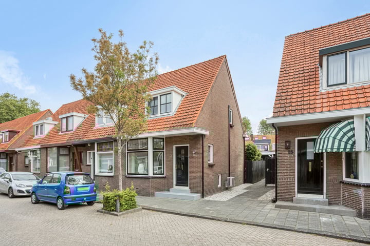 Oranjestraat 23 in Hendrik-Ido-Ambacht foto