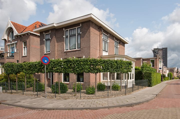 Oranjestraat 35 in Assen foto