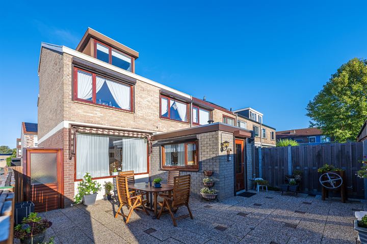 Foto van woning Orchideestraat 15, Oud-Beijerland