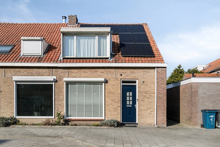 Orseleindstraat 1 in Oss foto