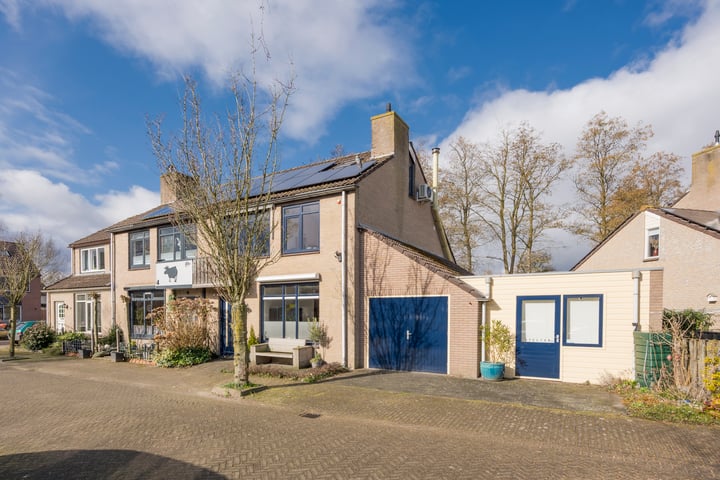 Ostadehof 6 in Nijkerk foto