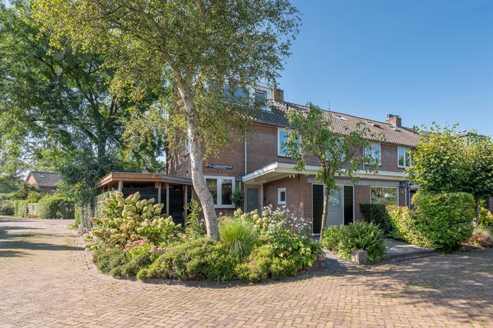 Otto van Schonauwenstraat 1 in Vreeland foto