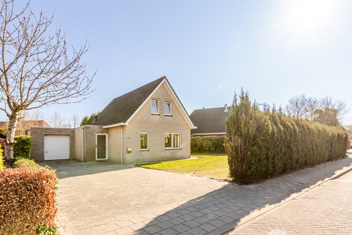 Oudaen 68 in Lelystad foto