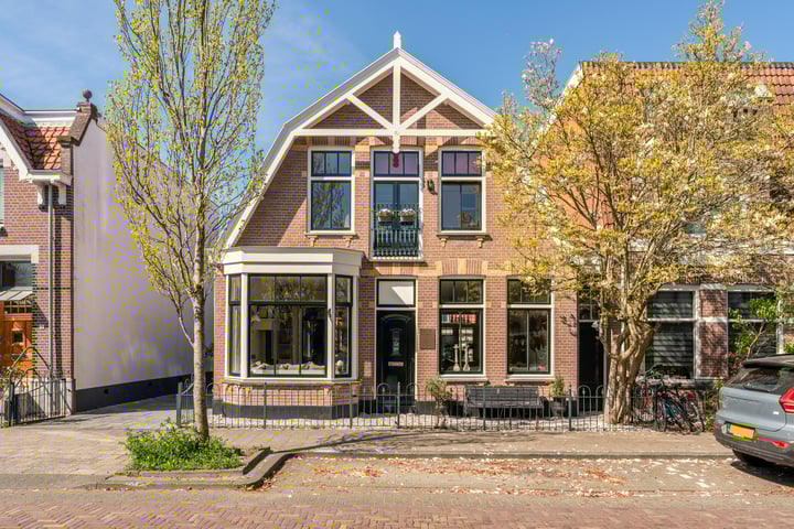 Ouddiemerlaan 33 in Diemen foto