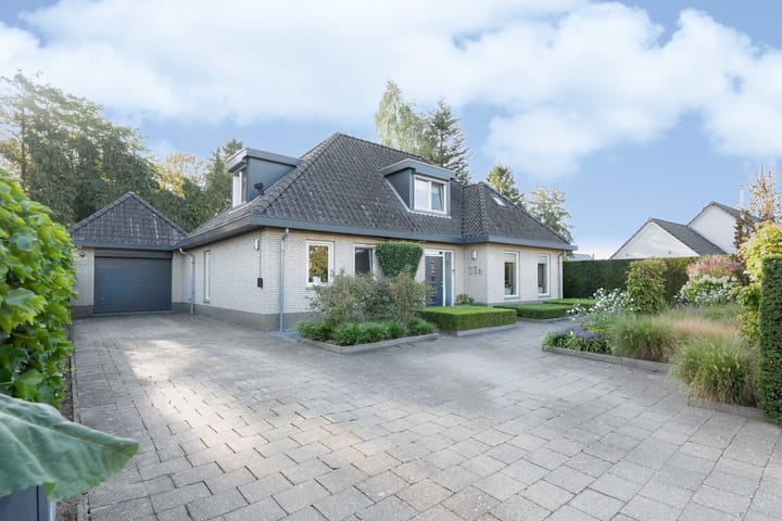 Oude Antwerpsepostbaan 33b in Hoeven foto