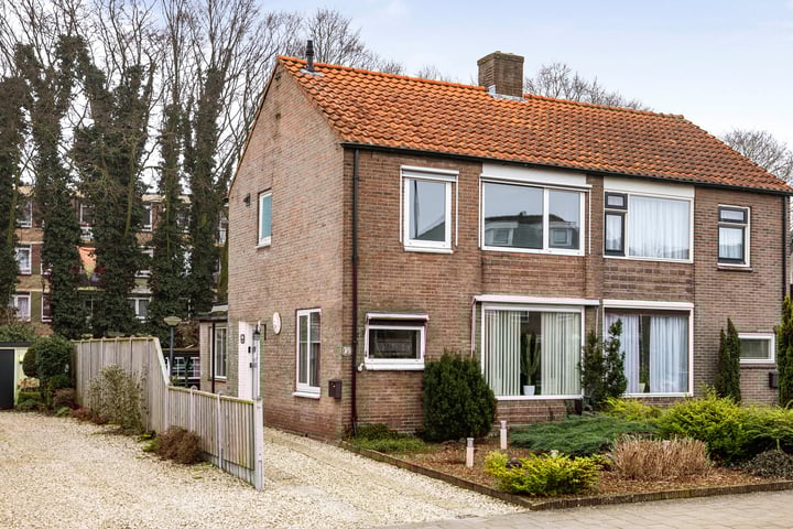 Oude Beekbergerweg 89 in Apeldoorn foto