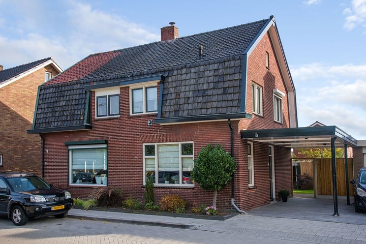 Oude Benteloseweg 21 in Delden foto