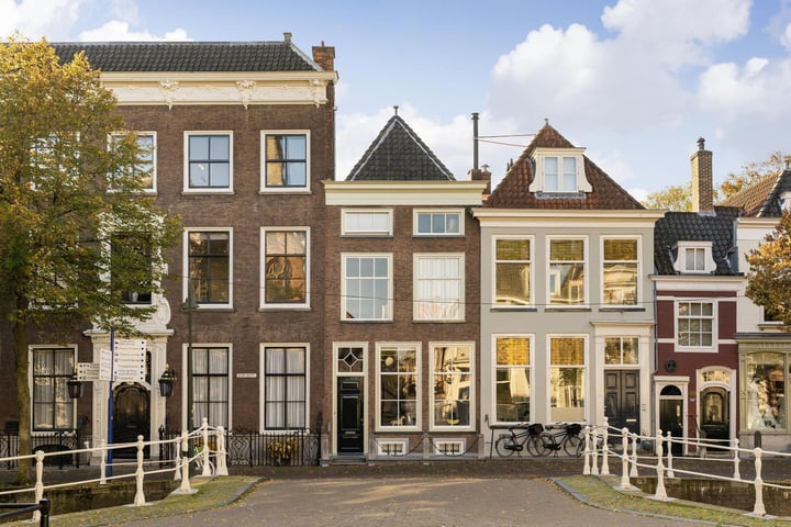 Oude Delft 143 in Delft foto