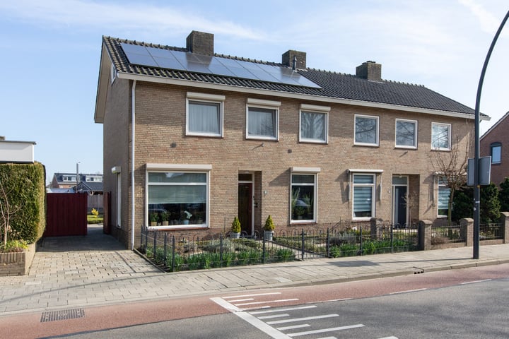 Oude Doesburgseweg 22 in Zevenaar foto