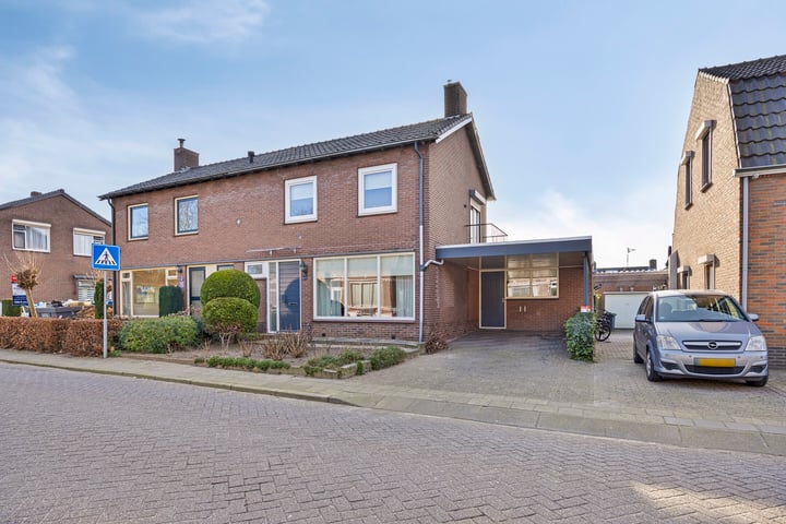 Oude Doetinchemseweg 40 in 's-Heerenberg foto