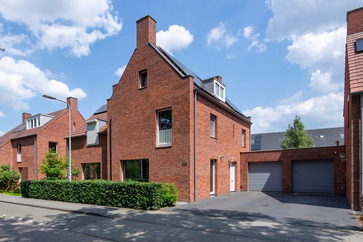 Oude Goirleseweg 138 in Tilburg foto