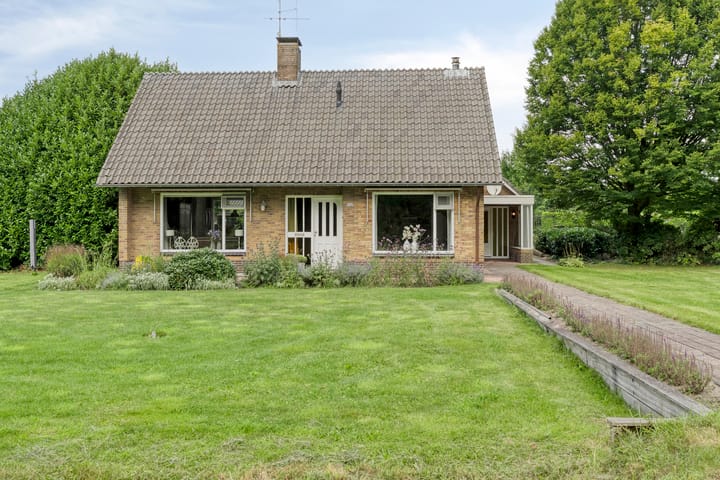 Oude Hoevenweg 157 in Vriezenveen foto