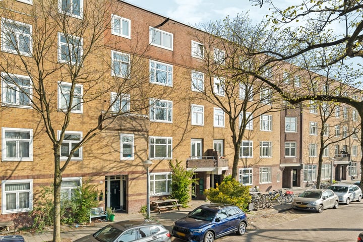 Oude-IJselstraat 24-1 in Amsterdam foto