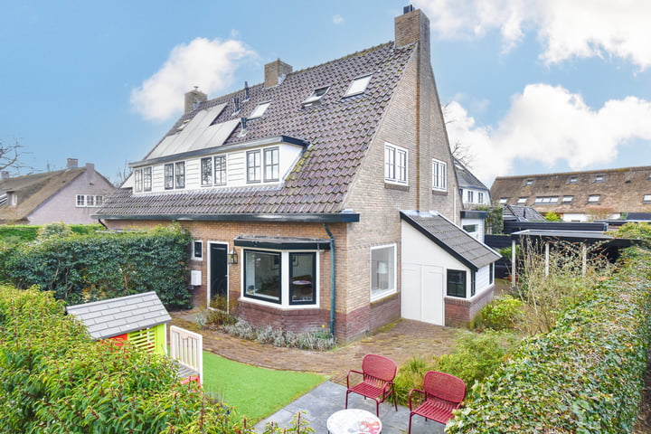 Oude Kerkweg 44 in Laren foto