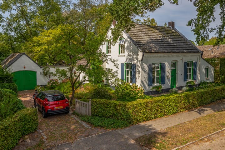Oude Postelseweg 15 in Eersel foto