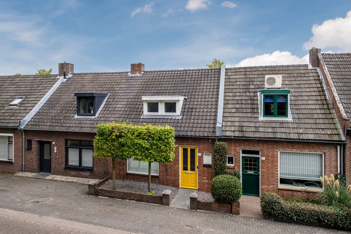 Oude Postelseweg 16 in Eersel foto